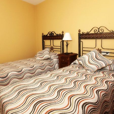 Apartamentos Pirineos Ordesa El Pueyo de Araguás Esterno foto